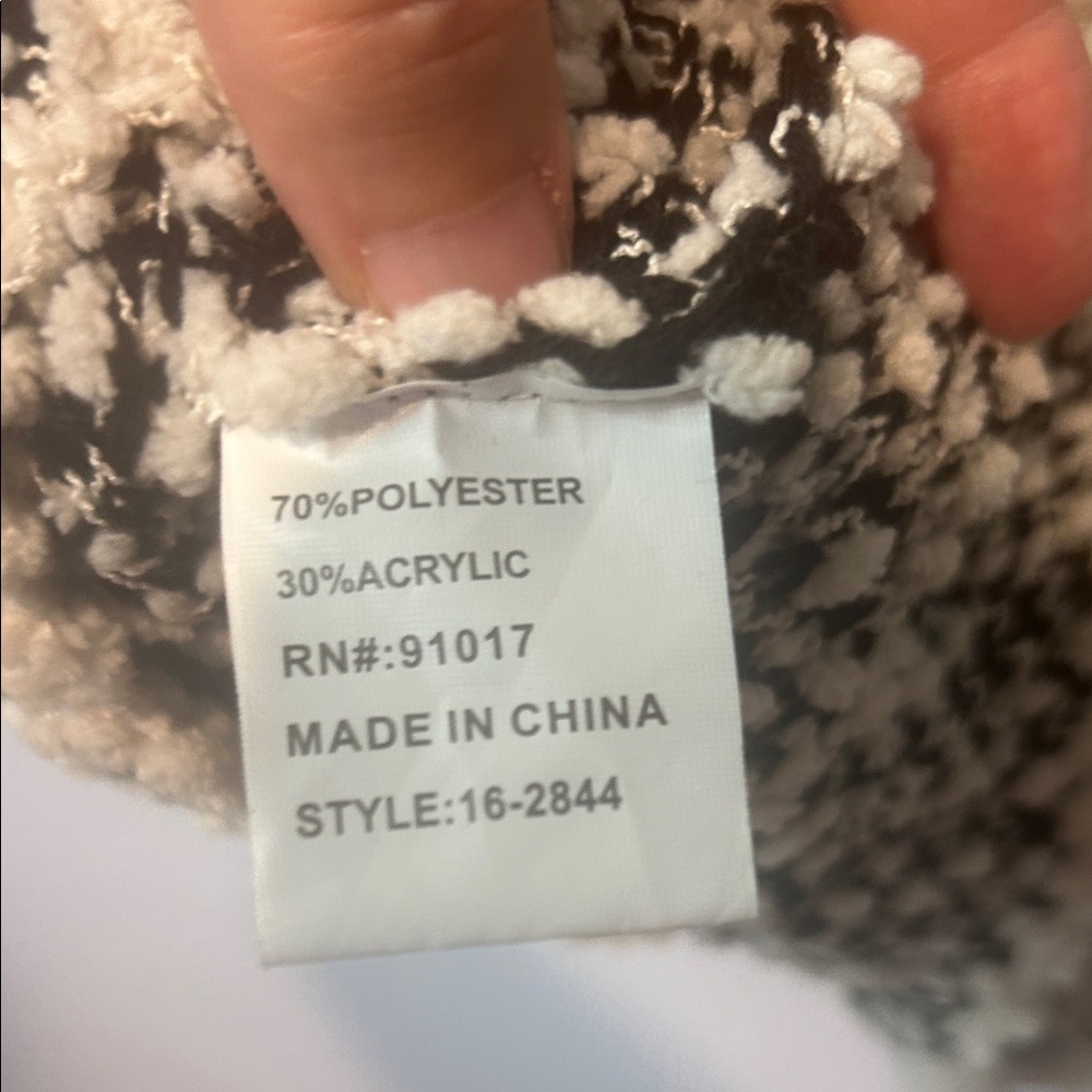 Solitaire Monochrome Patterned Cardigan - Picture 6 of 7